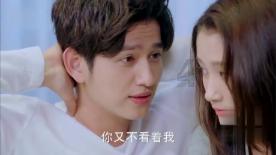 甜美奥莉吃甜点
